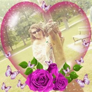 Meet your Posher, Christy